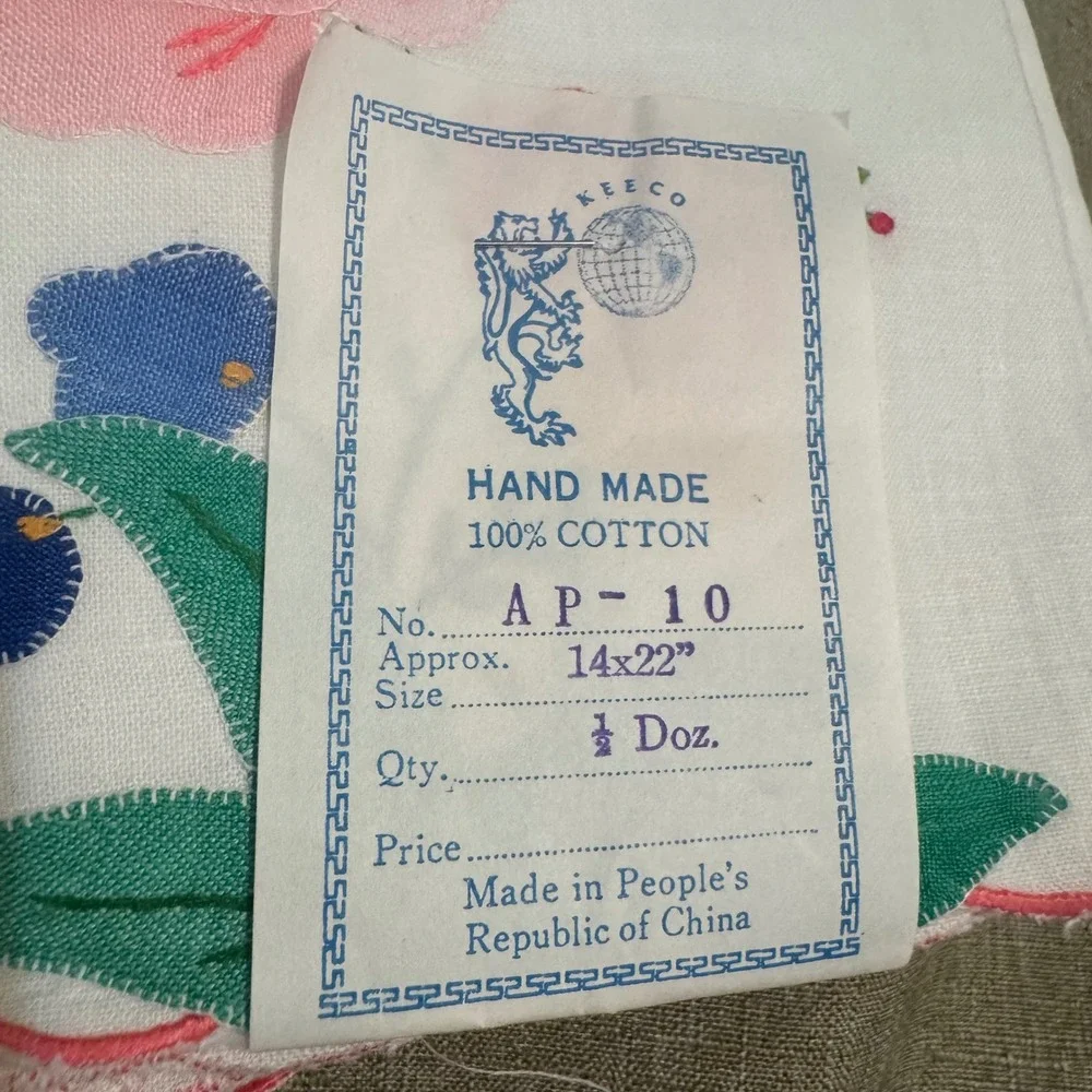 Vintage NOS KEECO Handmade Floral Appliqué Guest Towels - Set of 6 Cottage Core